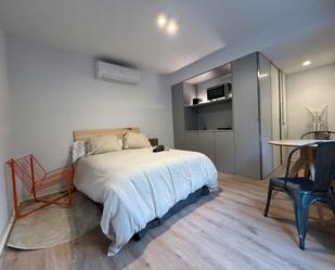 Bedroom of House or chalet to rent in  Madrid Capital  with Air Conditioner, Private garden and Furnished