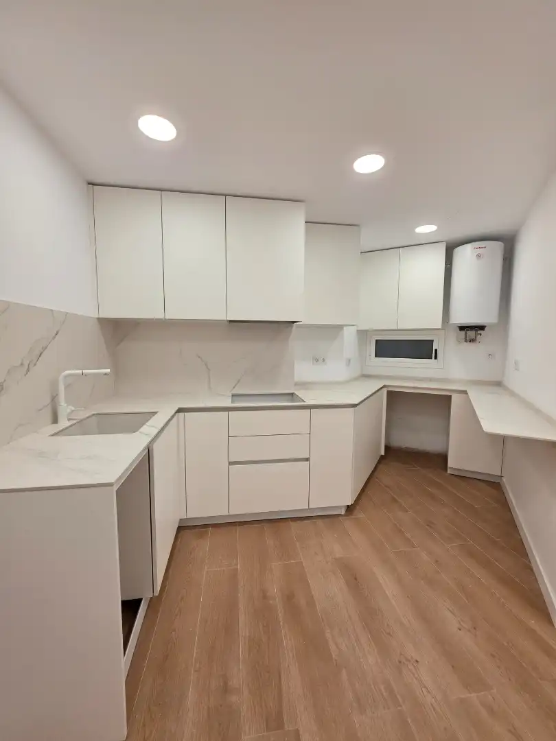 Küche von Wohnung zum Verkauf in Tarragona mit Klimaanlage, Heizung und Parkett