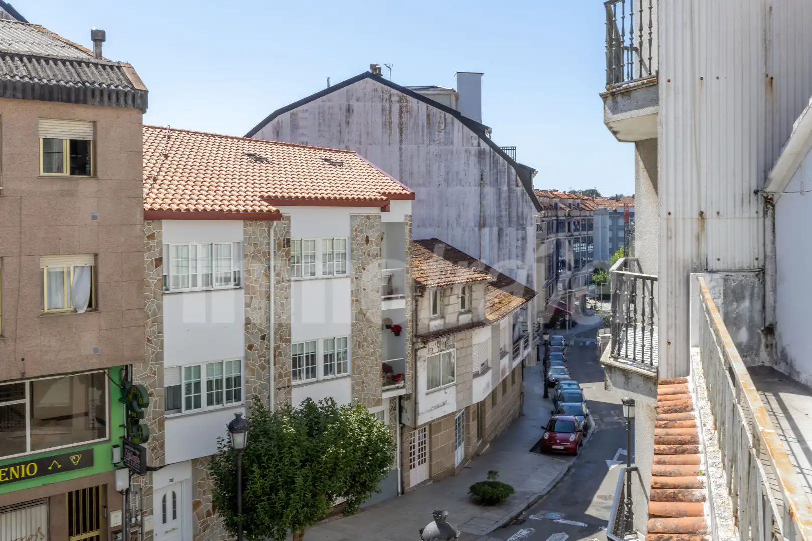Vista exterior de Casa adosada en venda en Sanxenxo amb Terrassa, Moblat i Forn