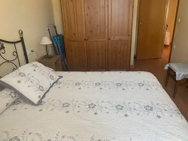 Habitación de Piso de alquiler en Puertollano con Aire acondicionado, Calefacción y Amueblado