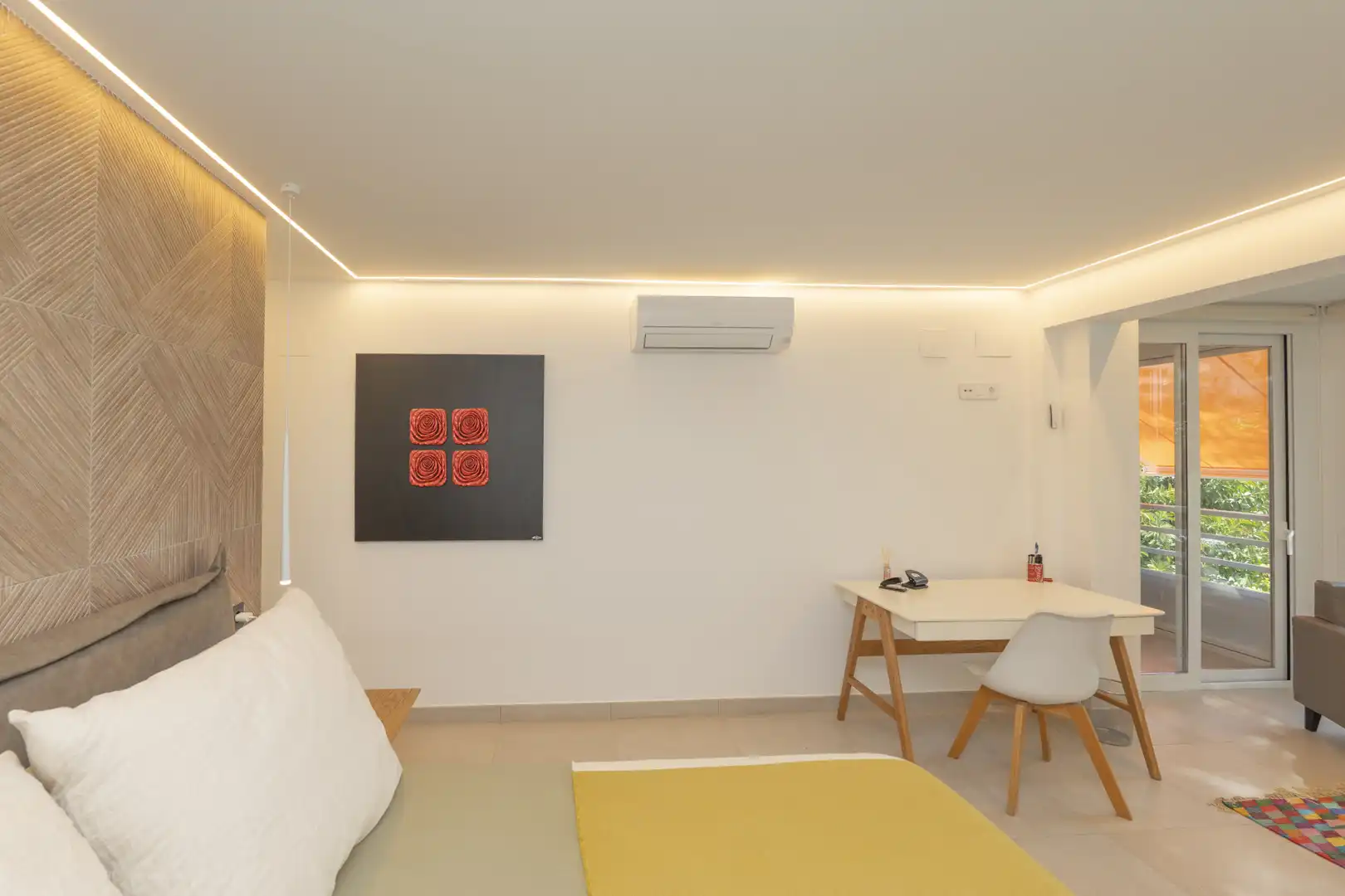 Habitación de Piso en venta en Torremolinos con Aire acondicionado, Terraza y Internet