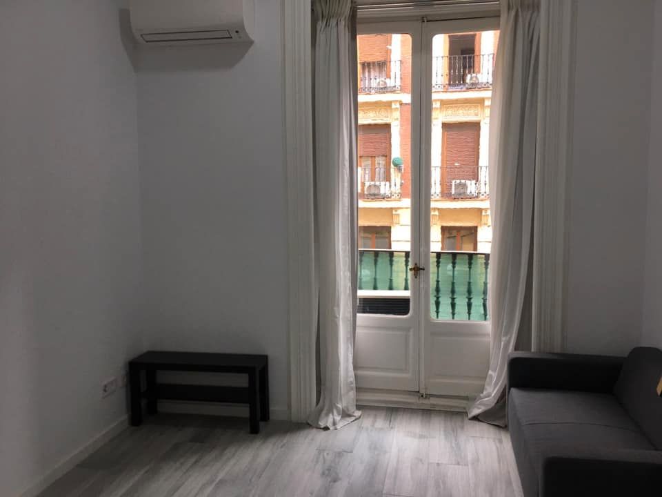 Bedroom of Study to rent in  Madrid Capital  with Air Conditioner, Furnished and Pets allowed
