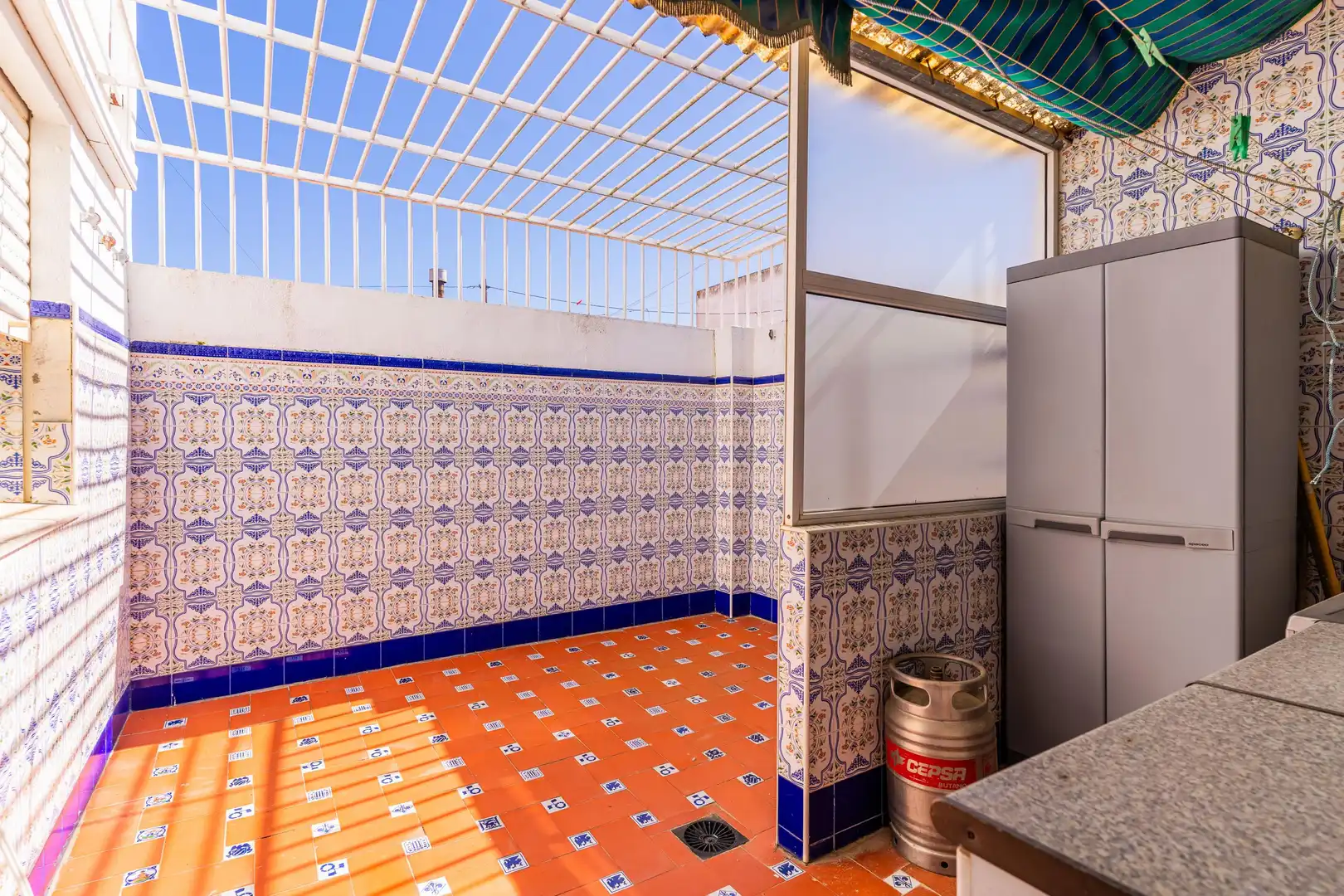 Terrace of Detached homes for sale in Chiclana de la Frontera