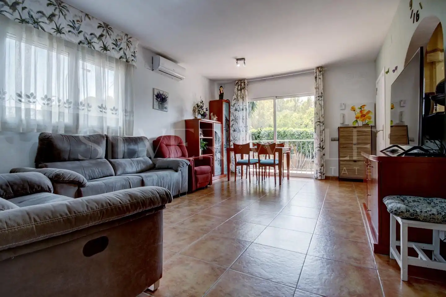 Sala de estar de Casa o chalet en venta en El Vendrell con Aire acondicionado, Calefacción y Jardín privado