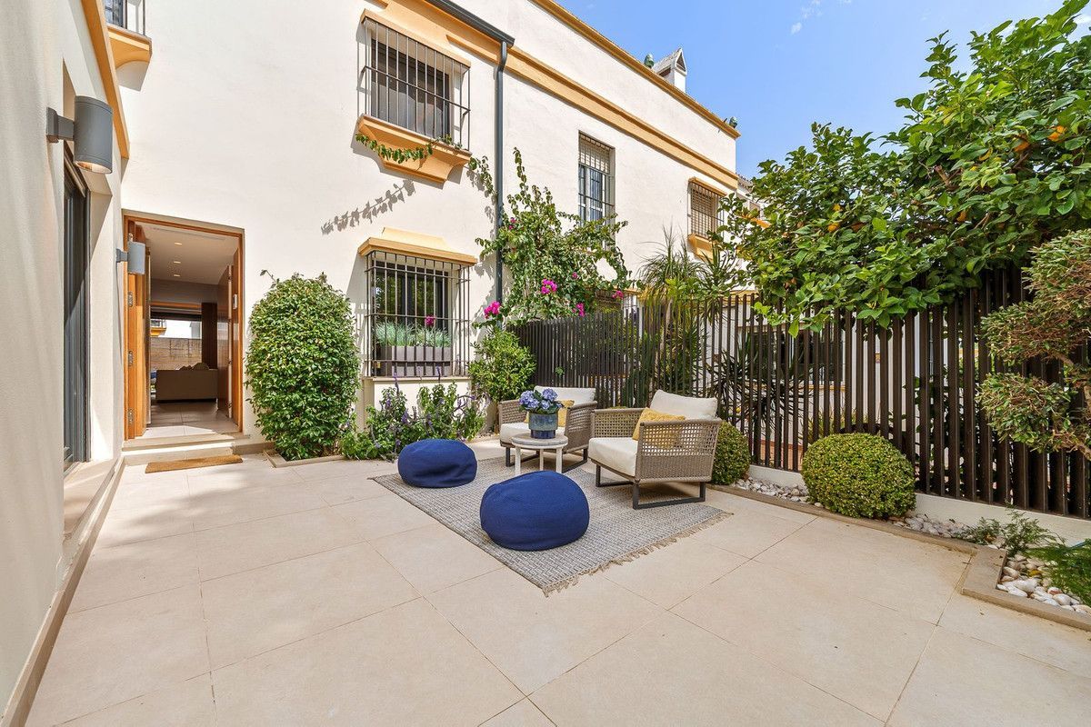 Garden of Country house for sale in Marbella  with Heating and Community pool