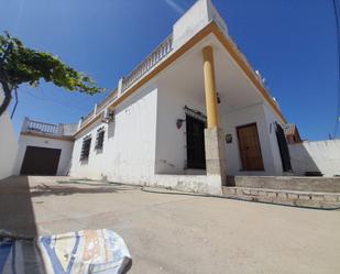 Vista exterior de Finca rústica en venda en Chipiona amb Terrassa