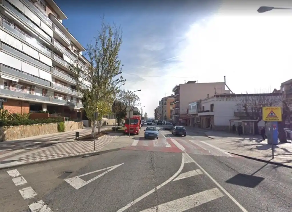 Local comercial en venda a CAMI RAL, imagen 9