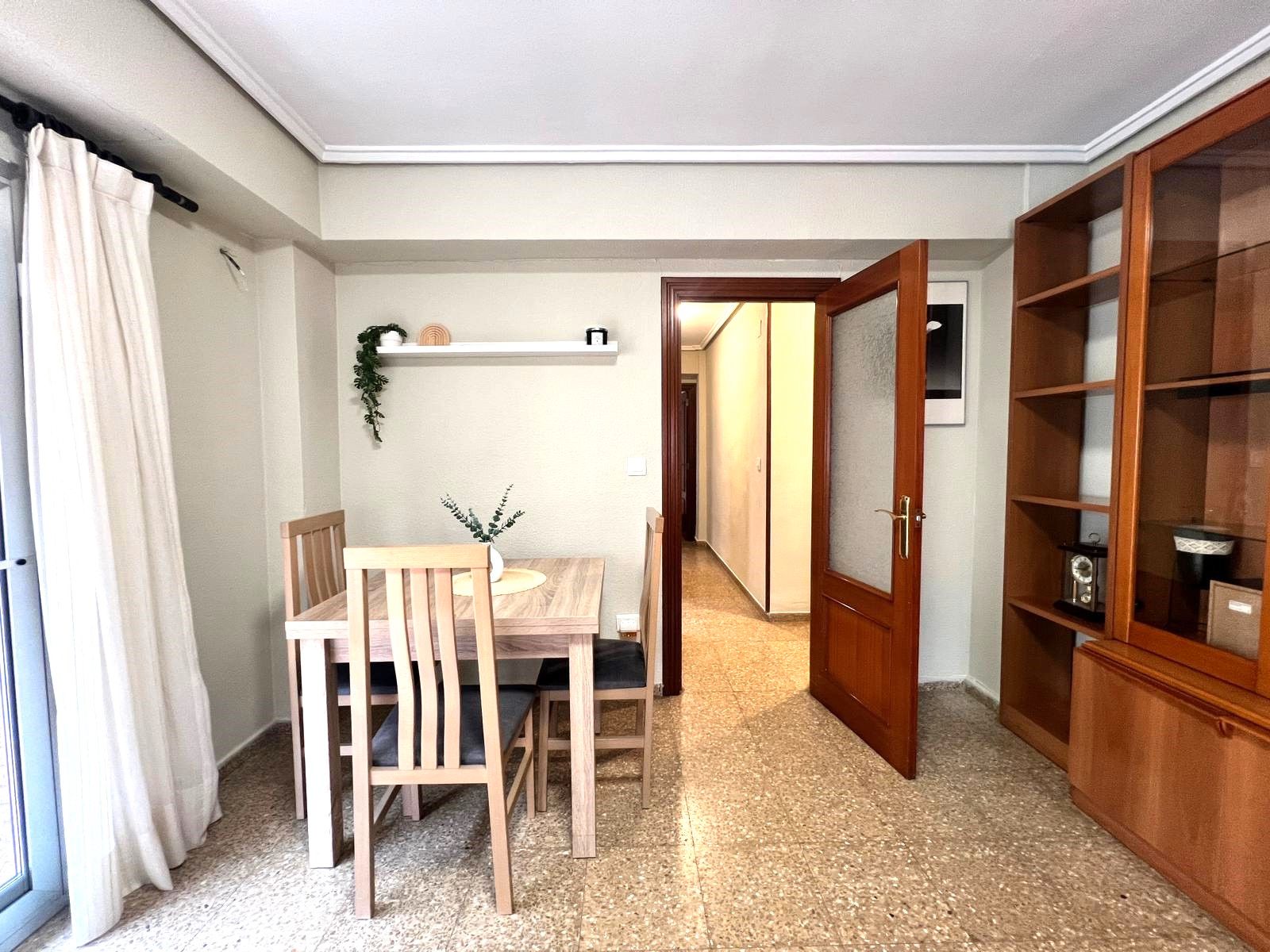 Pis de lloguer a Carrer de Joaquín Benlloch, Malilla, Quatre Carreres