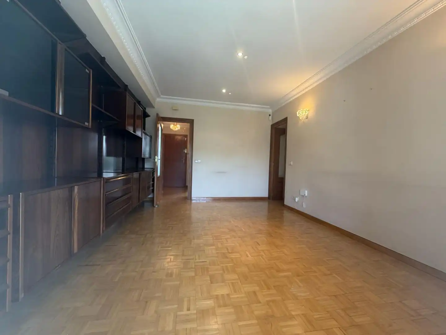 Sala de estar de Piso en venta en Madrid con Calefacción, Parquet y Terraza