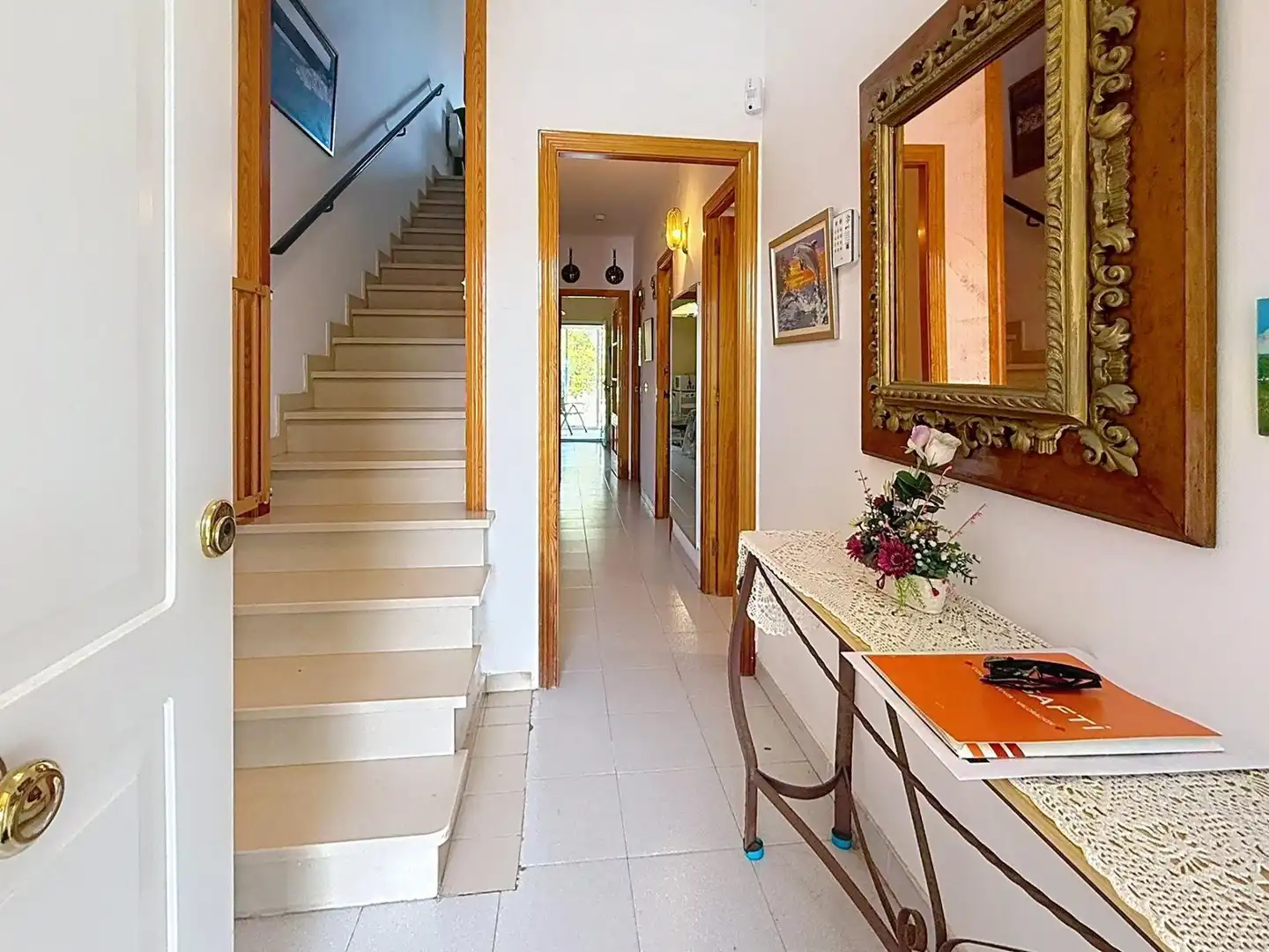 Einfamilien-Reihenhaus zum Verkauf in El Vendrell mit Terrasse und Balkon