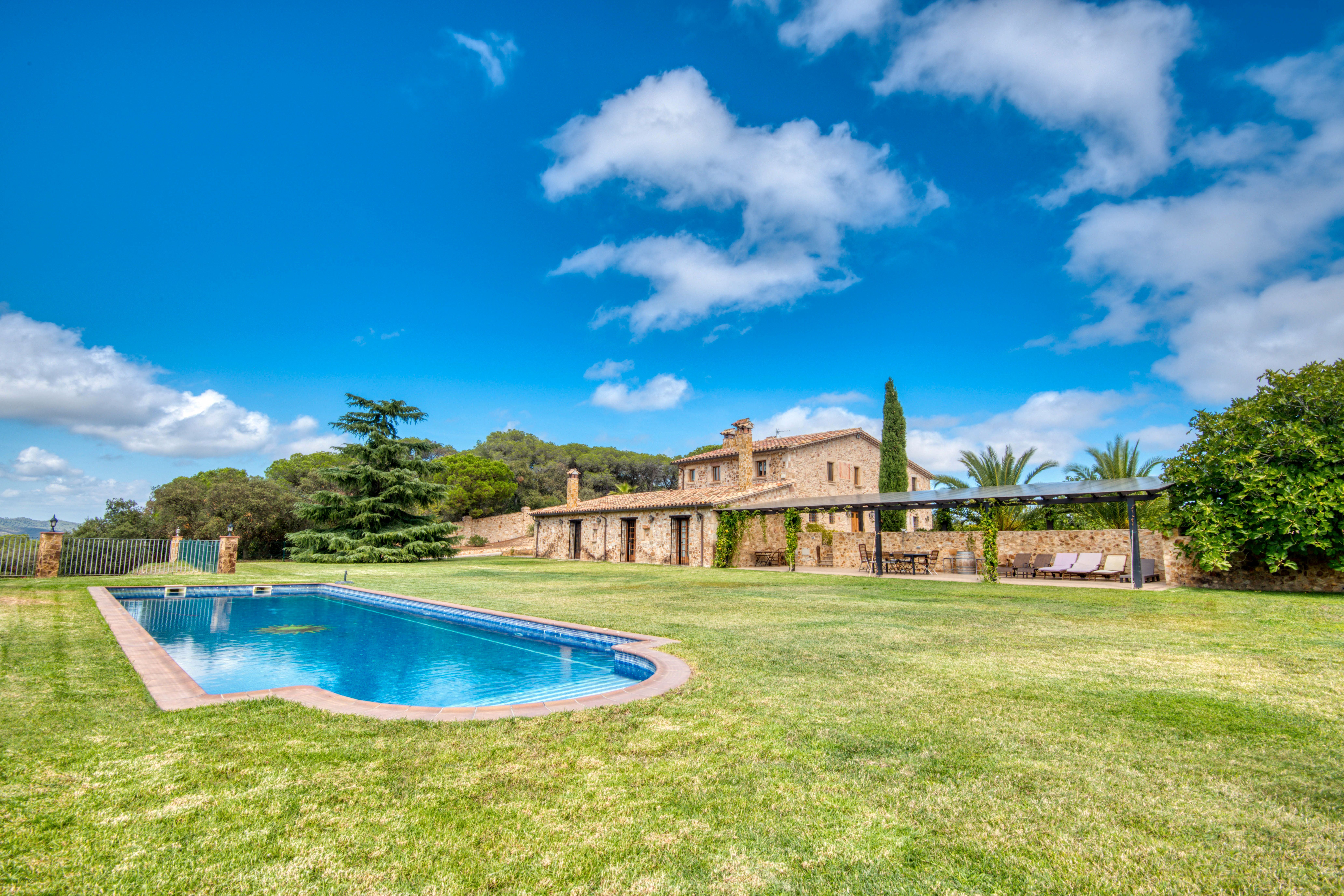 Jardí de Finca rústica en venda en Castell-Platja d'Aro amb Aire condicionat, Calefacció i Jardí privat
