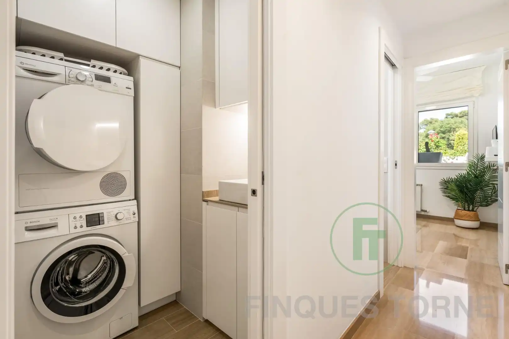 Casa o xalet en venda en Montcada i Reixac amb Aire condicionat, Jardí privat i Parquet