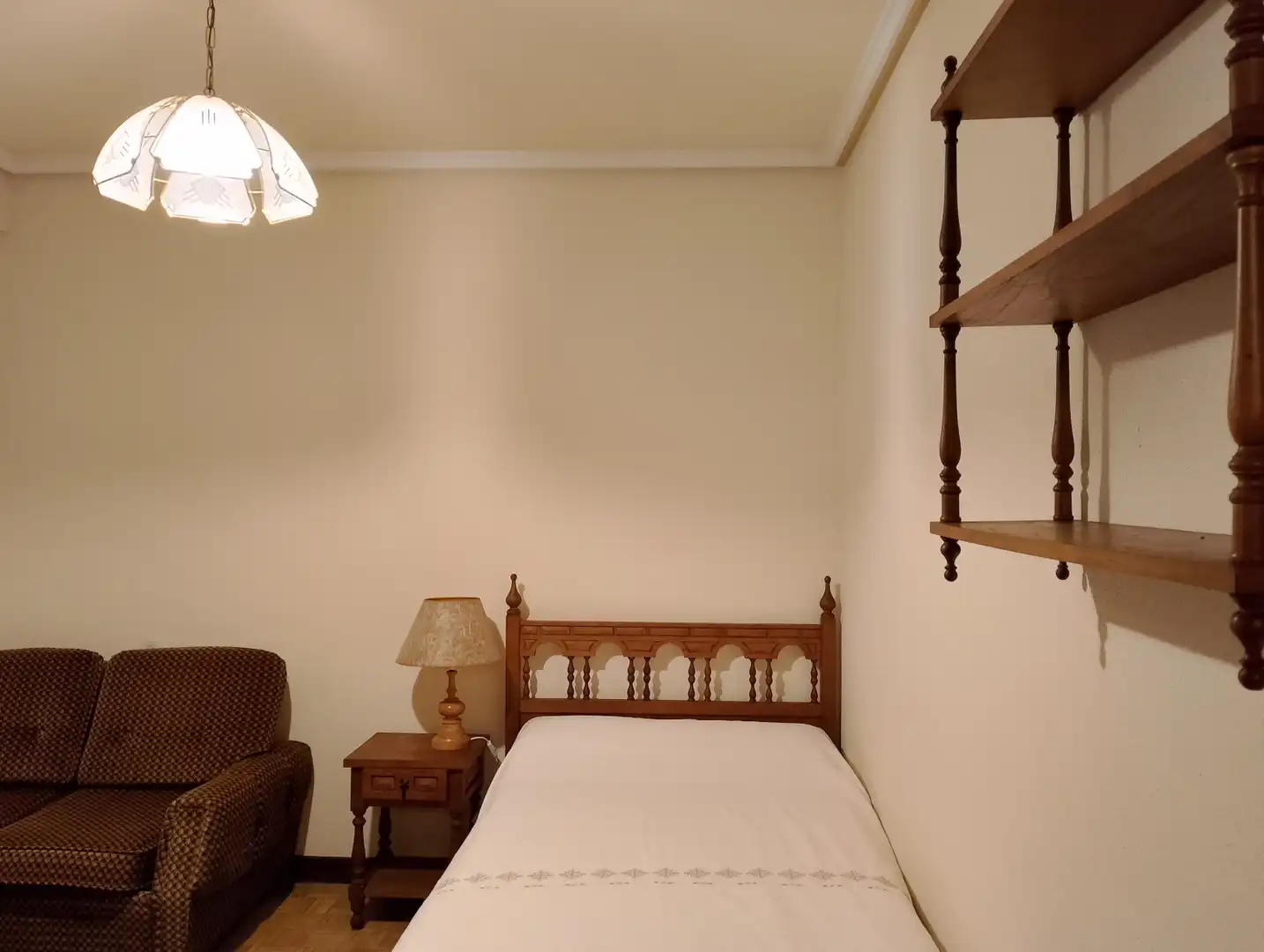 Schlafzimmer von Wohnung zur Miete in Donostia - San Sebastián  mit Heizung, Terrasse und Möbliert