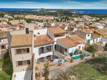 House with balcony for sale in Capdepera Poble