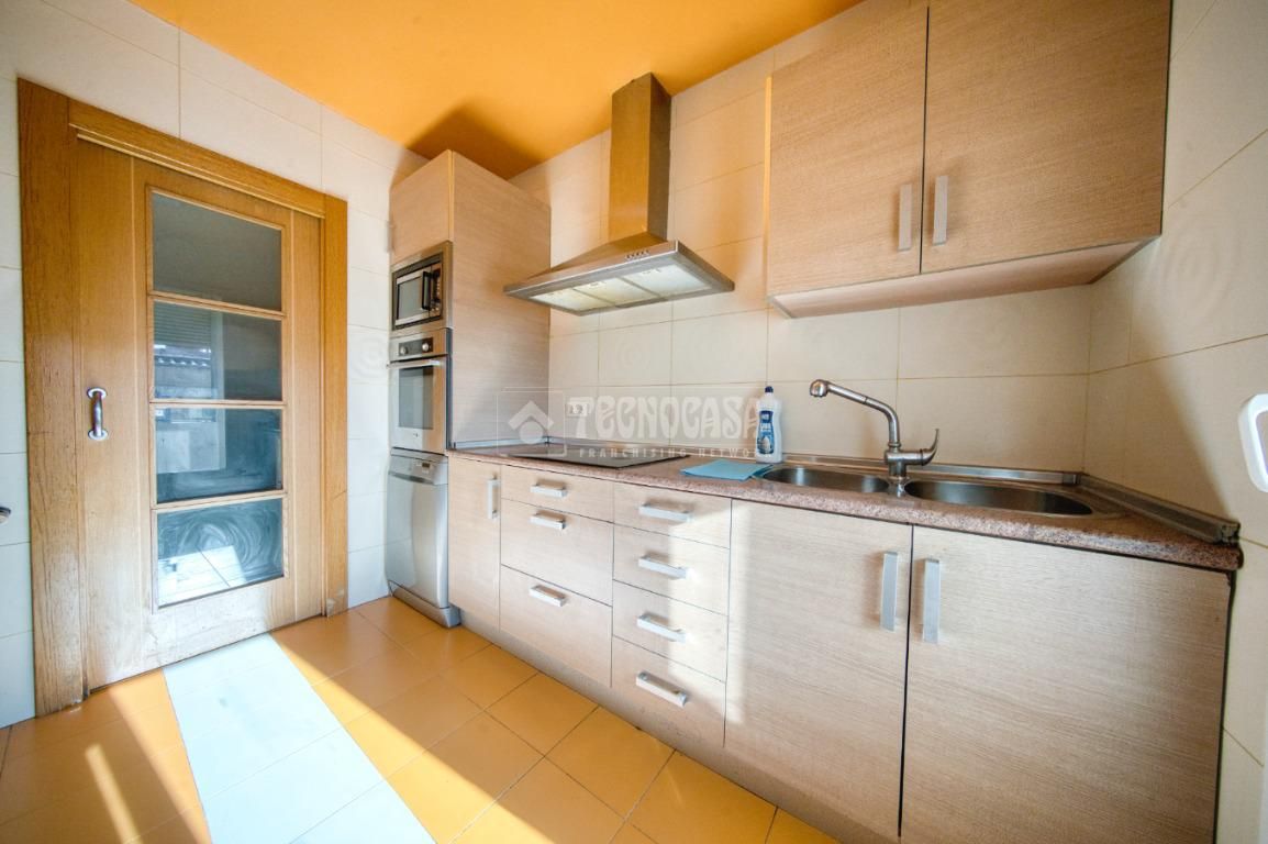 Kitchen of Flat for sale in Valladolid Capital  with Heating and Terrace