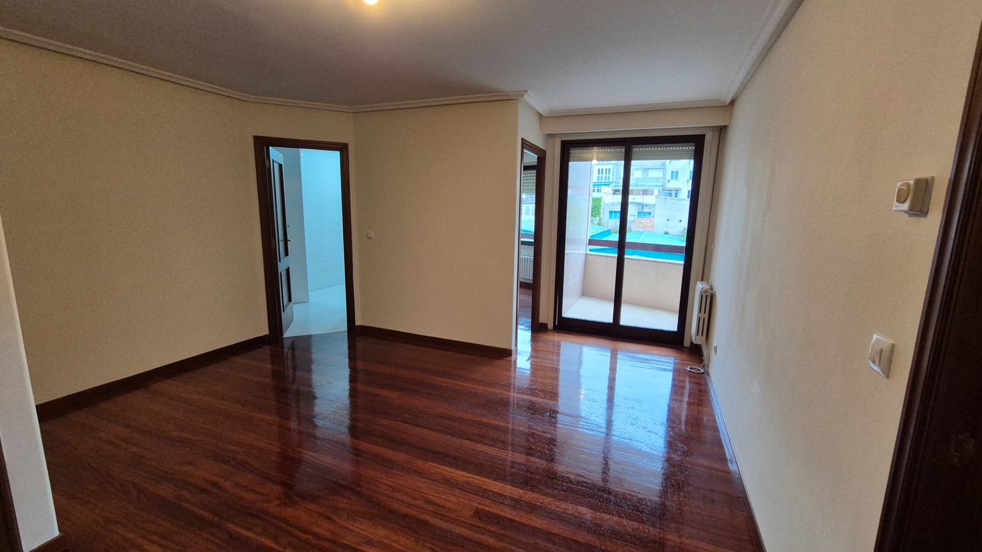 Sala de estar de Apartamento de alquiler en Ourense Capital  con Calefacción, Parquet y Horno