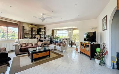 Living room of House or chalet for sale in Marbella  with Air Conditioner, Storage room and Swimming Pool