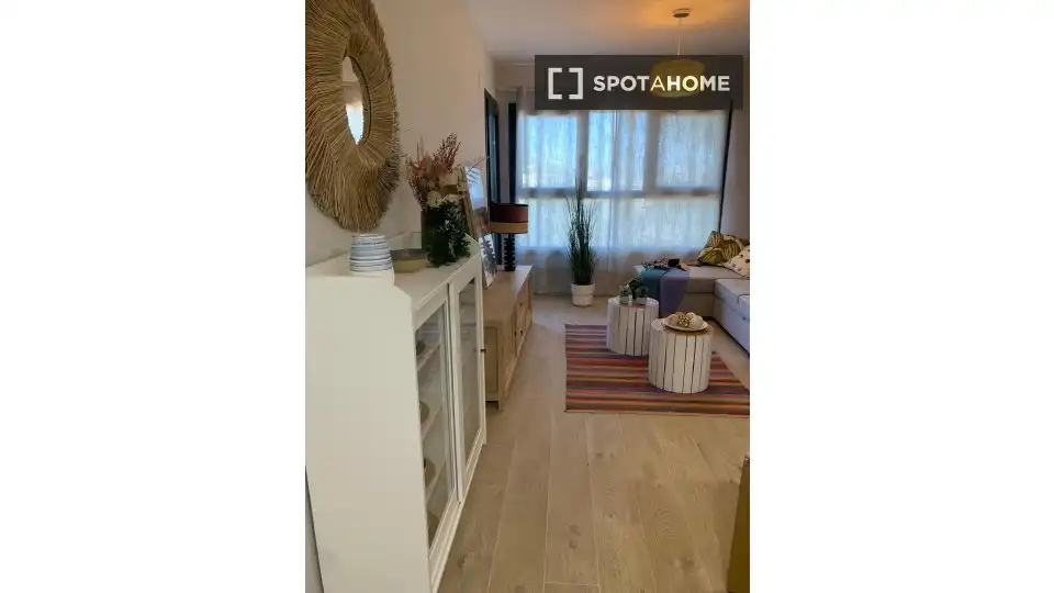 Flat with terrace to rent in Algirós, imagen 3