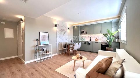 Foto 3 de Piso en venta en Arcos, Madrid Capital