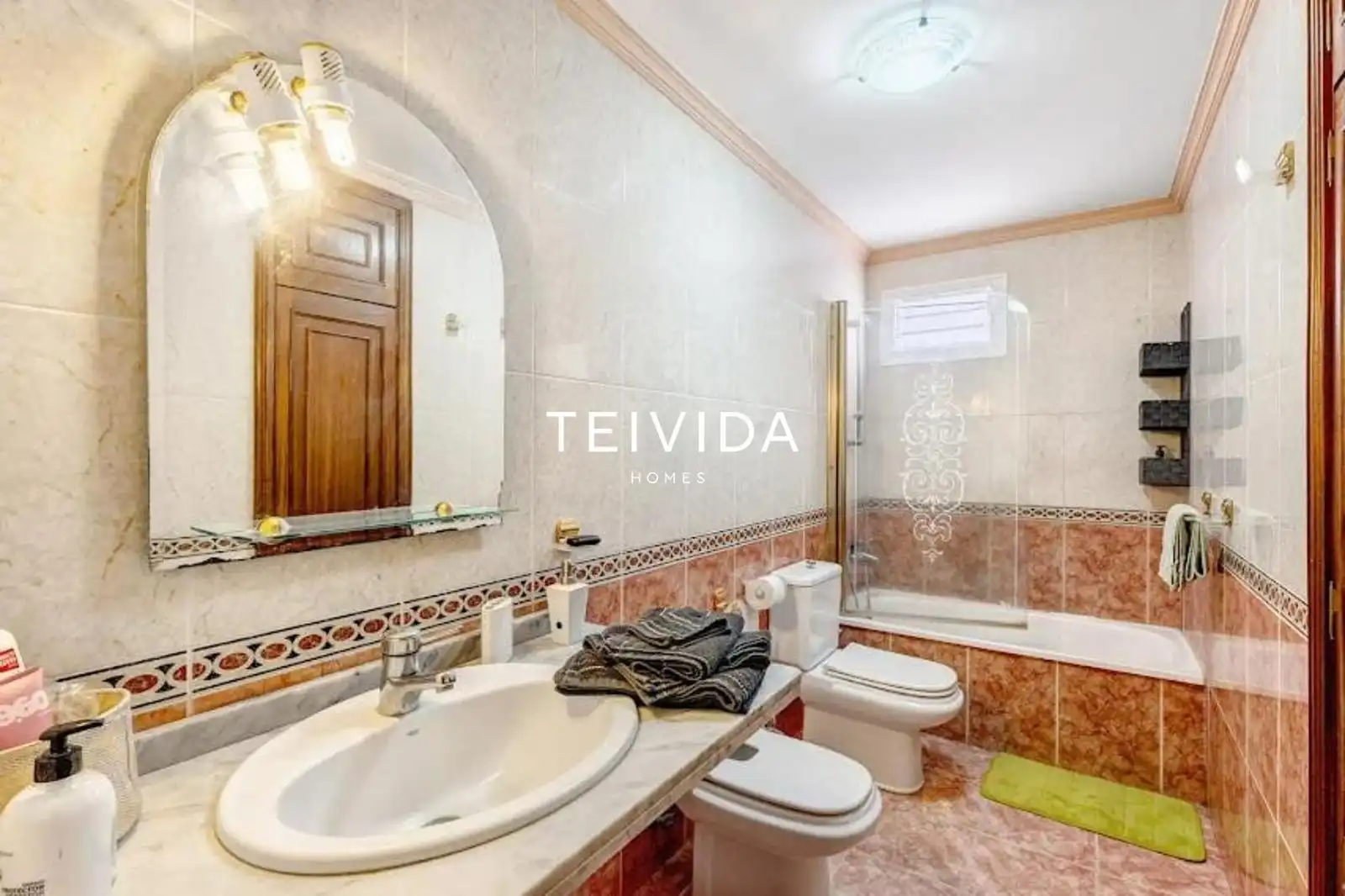 Bathroom of Flat for rent in El Rosario  with Air Conditioner, Terrace and Swimming Pool