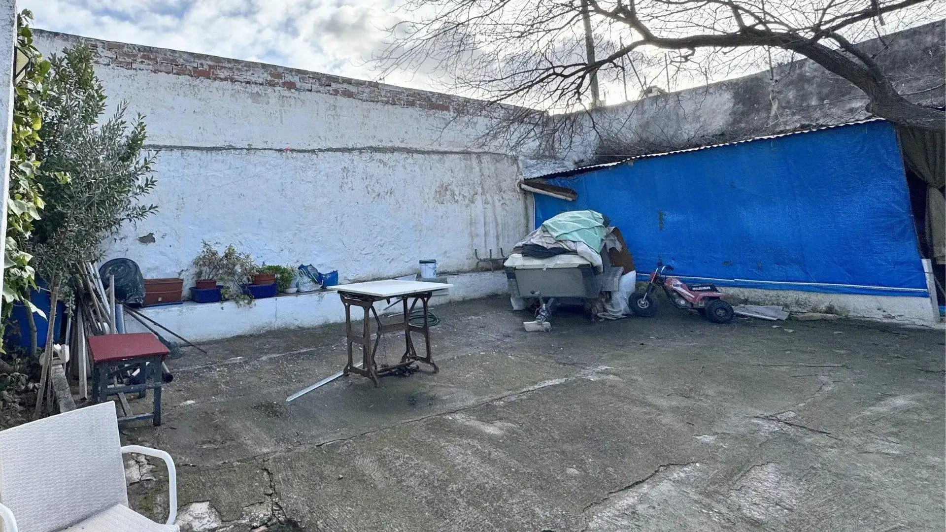 Vista exterior de Casa adosada en venda en El Pinós / Pinoso amb Terrassa
