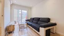 Living room of Flat for sale in  Barcelona Capital  with Air Conditioner, Parquet flooring and Balcony