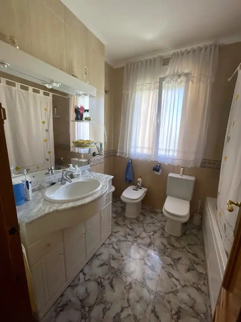 Casa a schiera con terrazza in vendita a Baza, imagen 3
