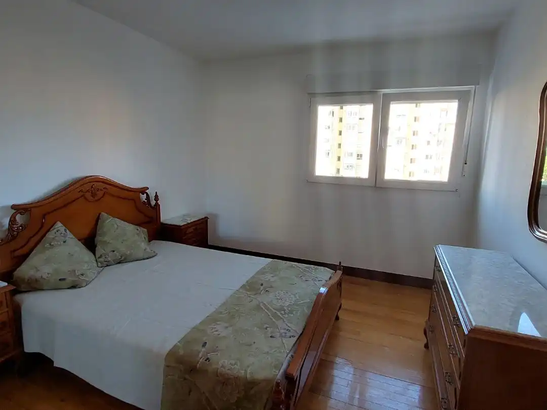 Habitación de Piso en venta en Santoña con Balcón