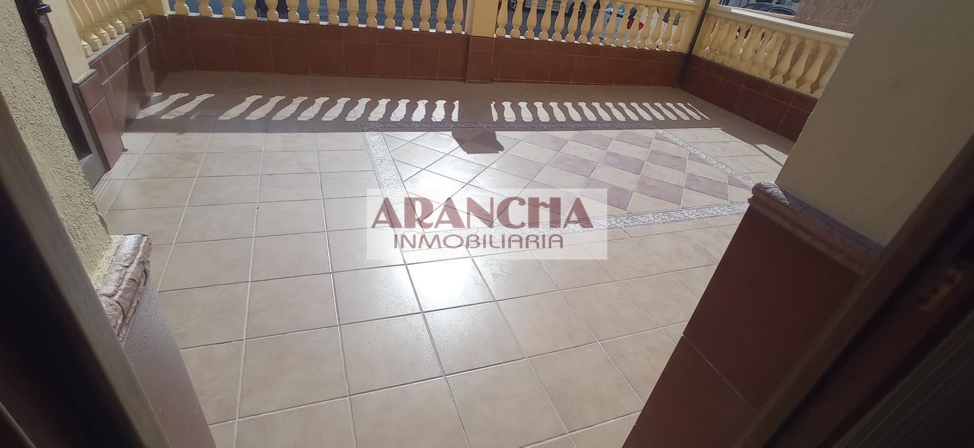 Vista exterior de Planta baixa en venda en Chipiona amb Aire condicionat i Terrassa