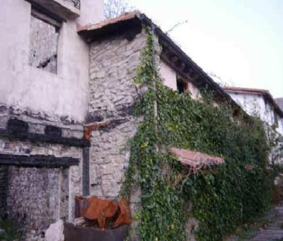 Vista exterior de Casa o xalet en venda en Terroba amb Calefacció