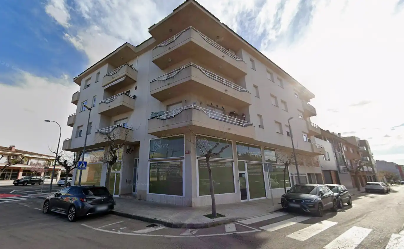 Piso en venta en C/ Escoles Noves