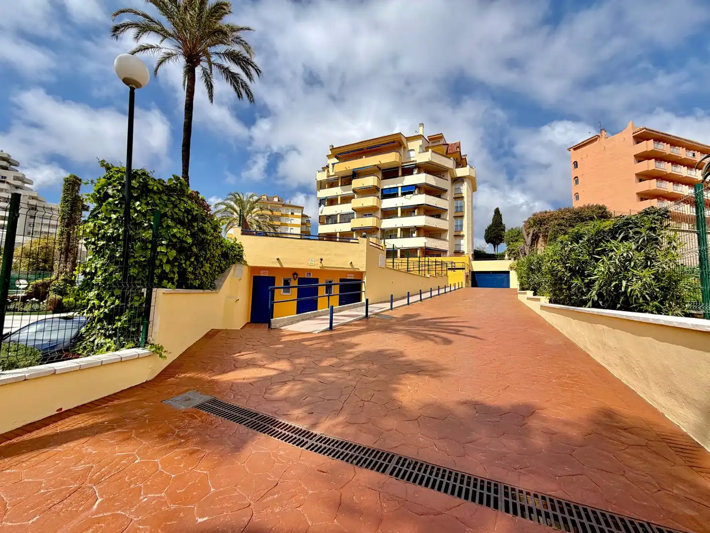 Apartment with pool for sale in Avenida Antonio Machado, imagen 4