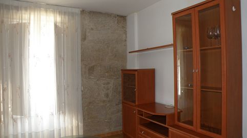 Foto 2 de Apartament de lloguer a Praza de Macias, Padrón, A Coruña