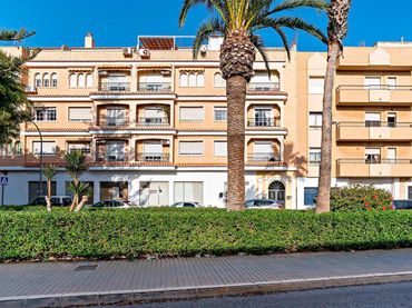 Àtic amb ascensor en venda a El Ejido Ciudad