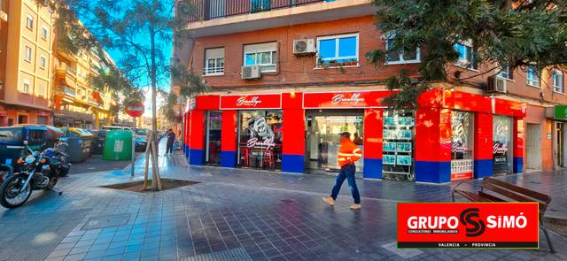 Local comercial en Alquiler en Avinguda de Gaspar Aguilar en L'Hort de Senabre