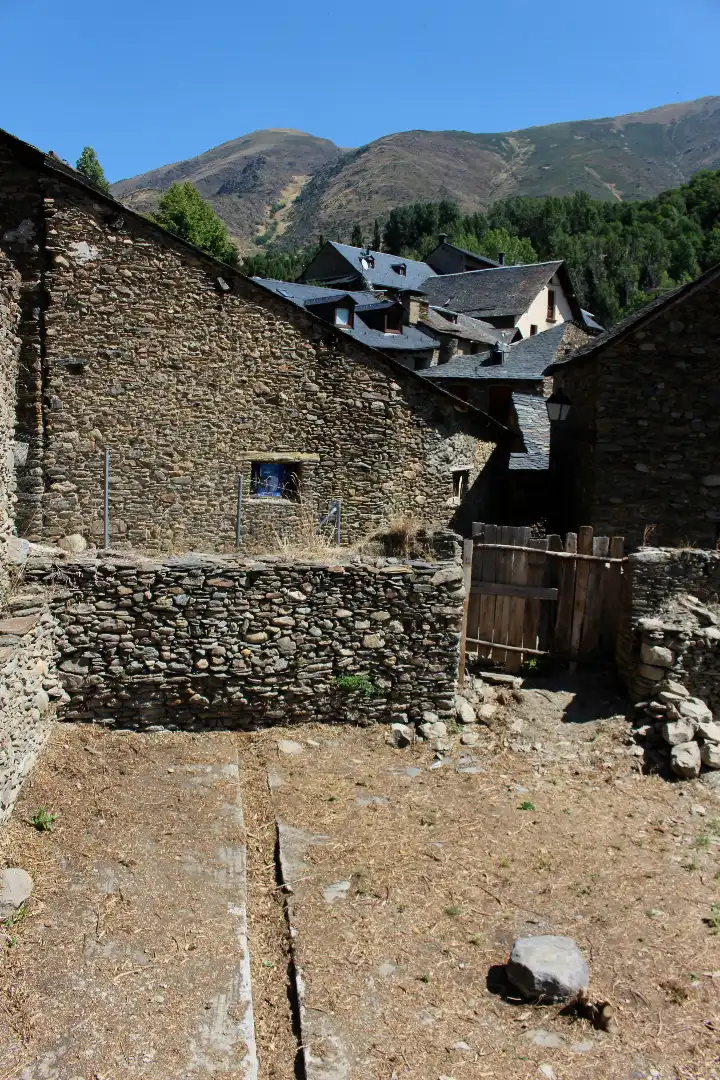 Exterior view of Residential for sale in La Guingueta d'Àneu