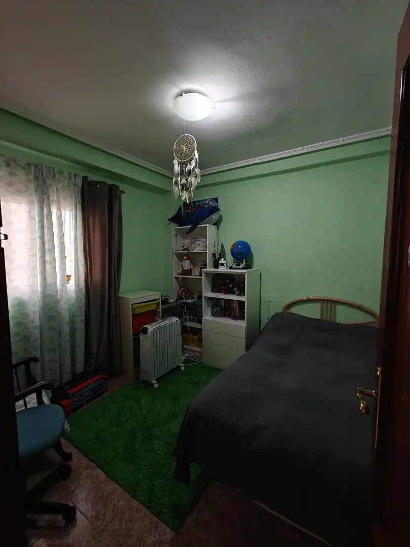Bedroom of Flat for rent in Valencia  with Air Conditioner, Furnished and Balcony