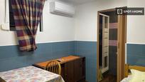 Bedroom of Flat to rent in L'Hospitalet de Llobregat  with Air Conditioner, Heating and Furnished