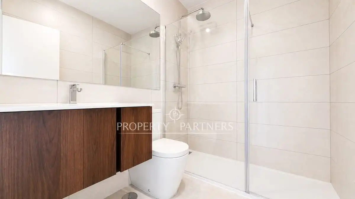 Bany de Apartament en venda en Madrid amb Aire condicionat, Calefacció i Jardí privat
