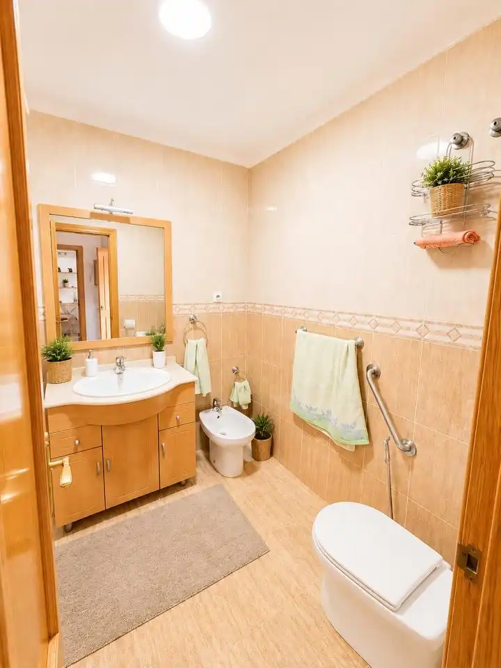 Bathroom of Flat for sale in Málaga  with Terrace