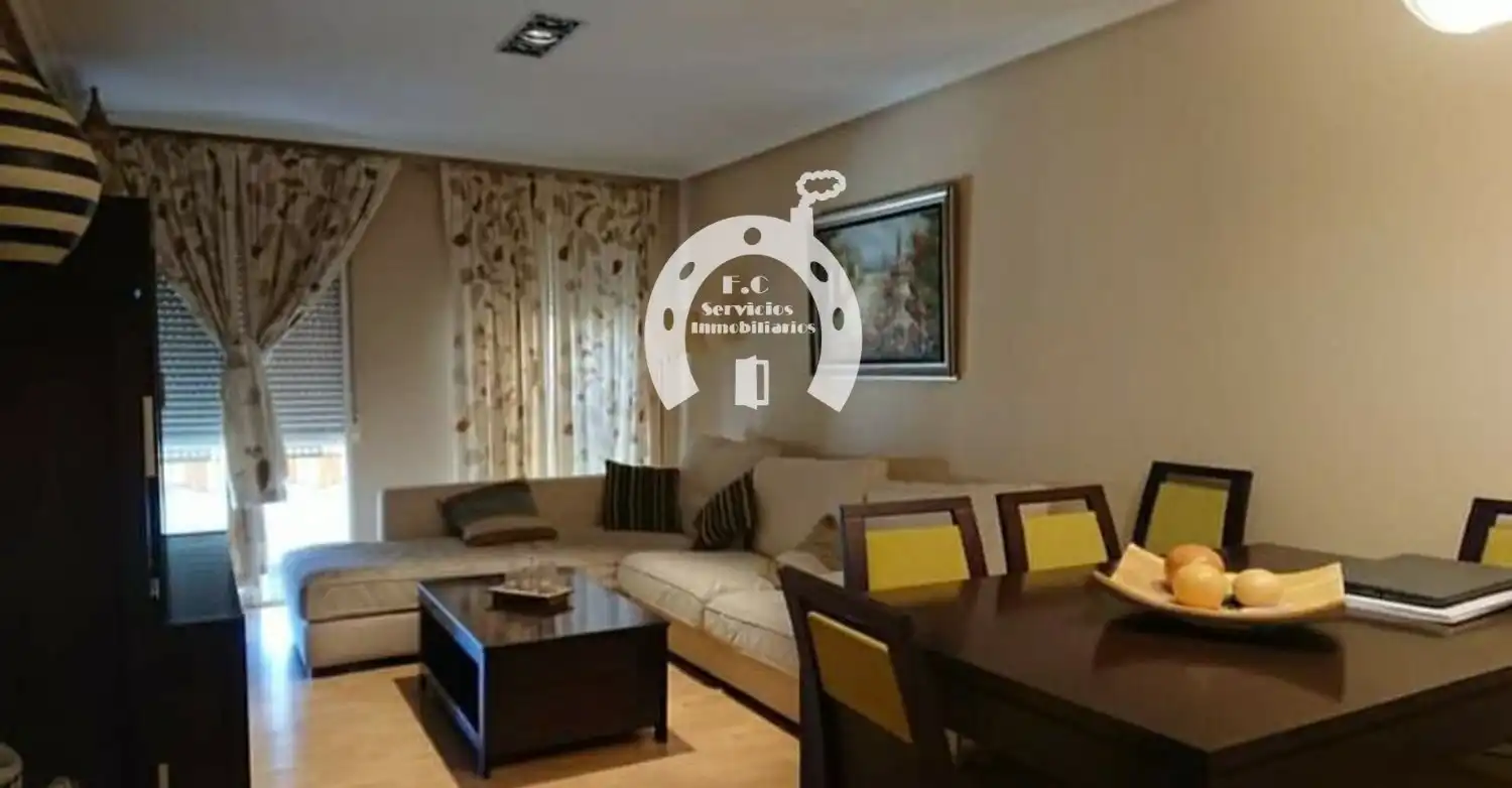 Piso en venta en Diego Fuentes Serrano, Plaza Crevillente - Antiguos Juzgados - El Asilo