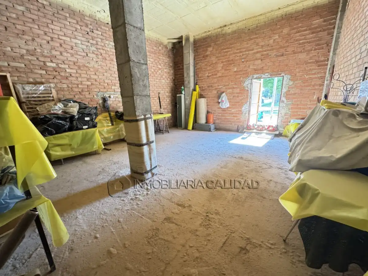 Local en venta en Burgos con Calefacción