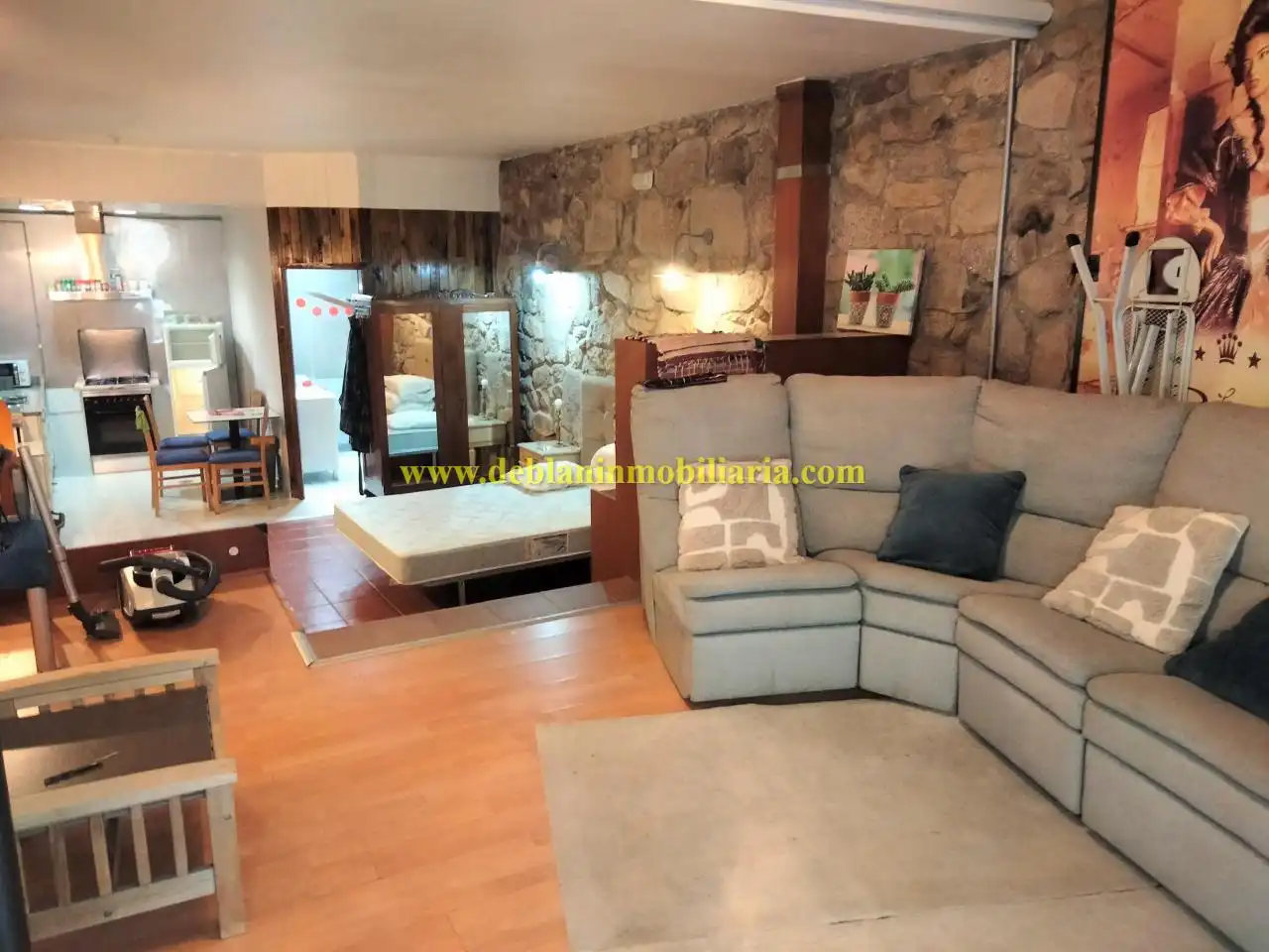 Haus oder Chalet zur Miete in Tui mit Terrasse und Möbliert