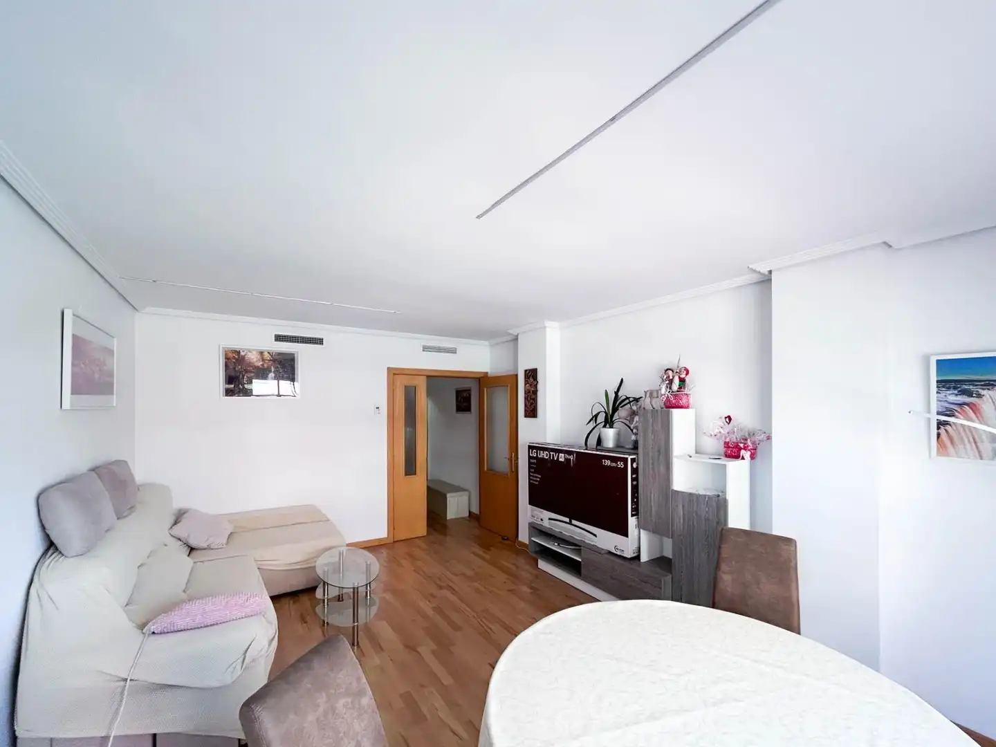 Living room of Flat for rent in Paterna  with Air Conditioner, Heating and Private garden