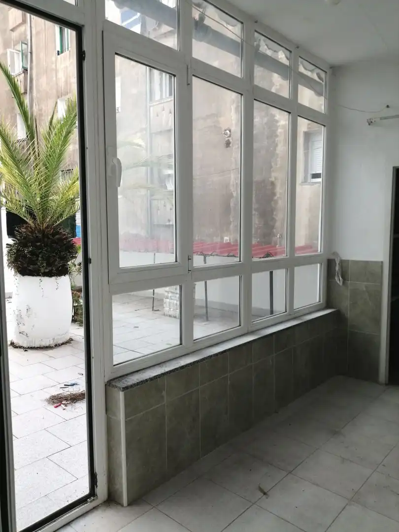 Terraza de Piso en venta en Torrelavega  con Calefacción, Terraza y Trastero