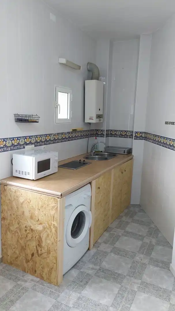 Cocina de Dúplex de alquiler en Algeciras con Amueblado