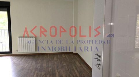 Foto 2 de Dúplex en venta en Calle E Alonso S-lomb, Puebla de Lillo, León