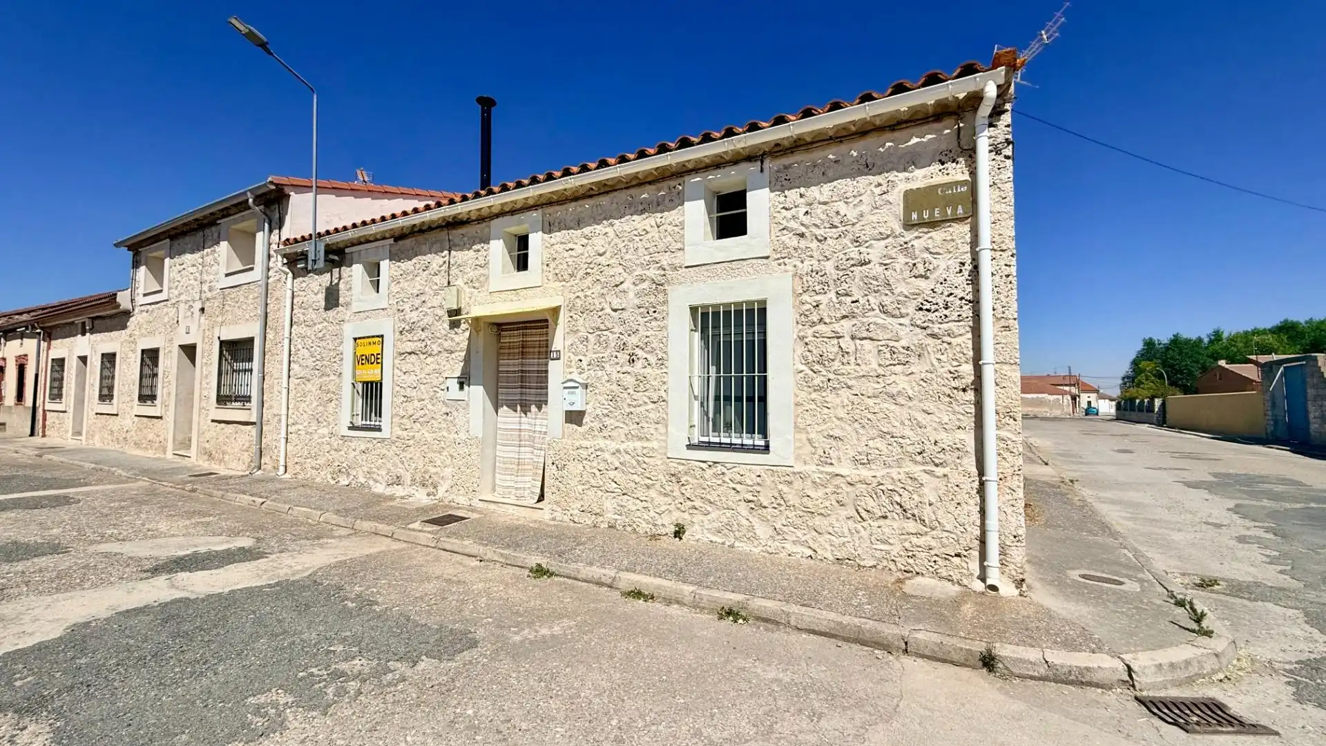 Vista exterior de Casa o chalet en venta en Cozuelos de Fuentidueña con Alarma