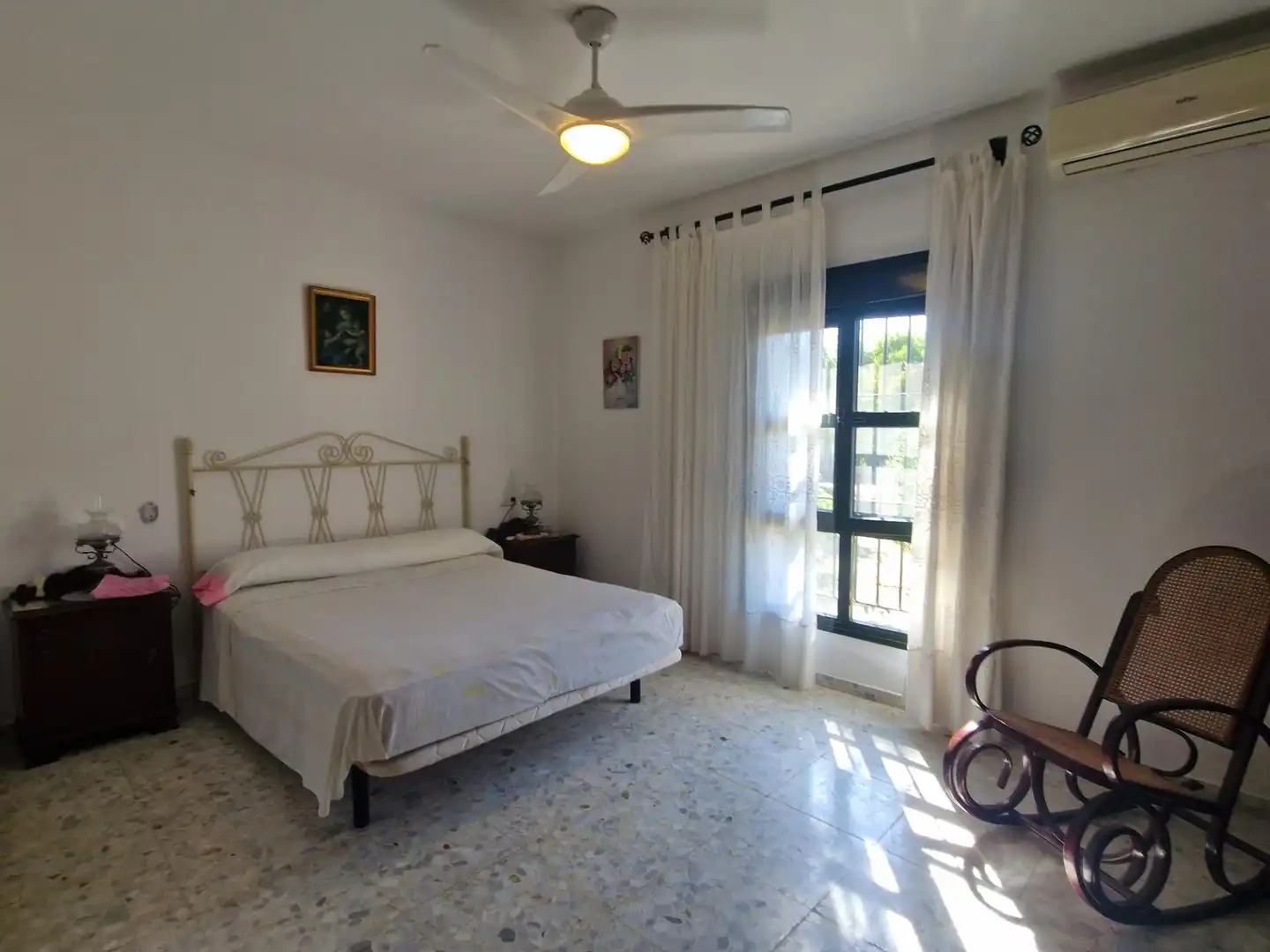 Habitación de Finca rústica en venta en Jerez de la Frontera con Aire acondicionado, Calefacción y Piscina