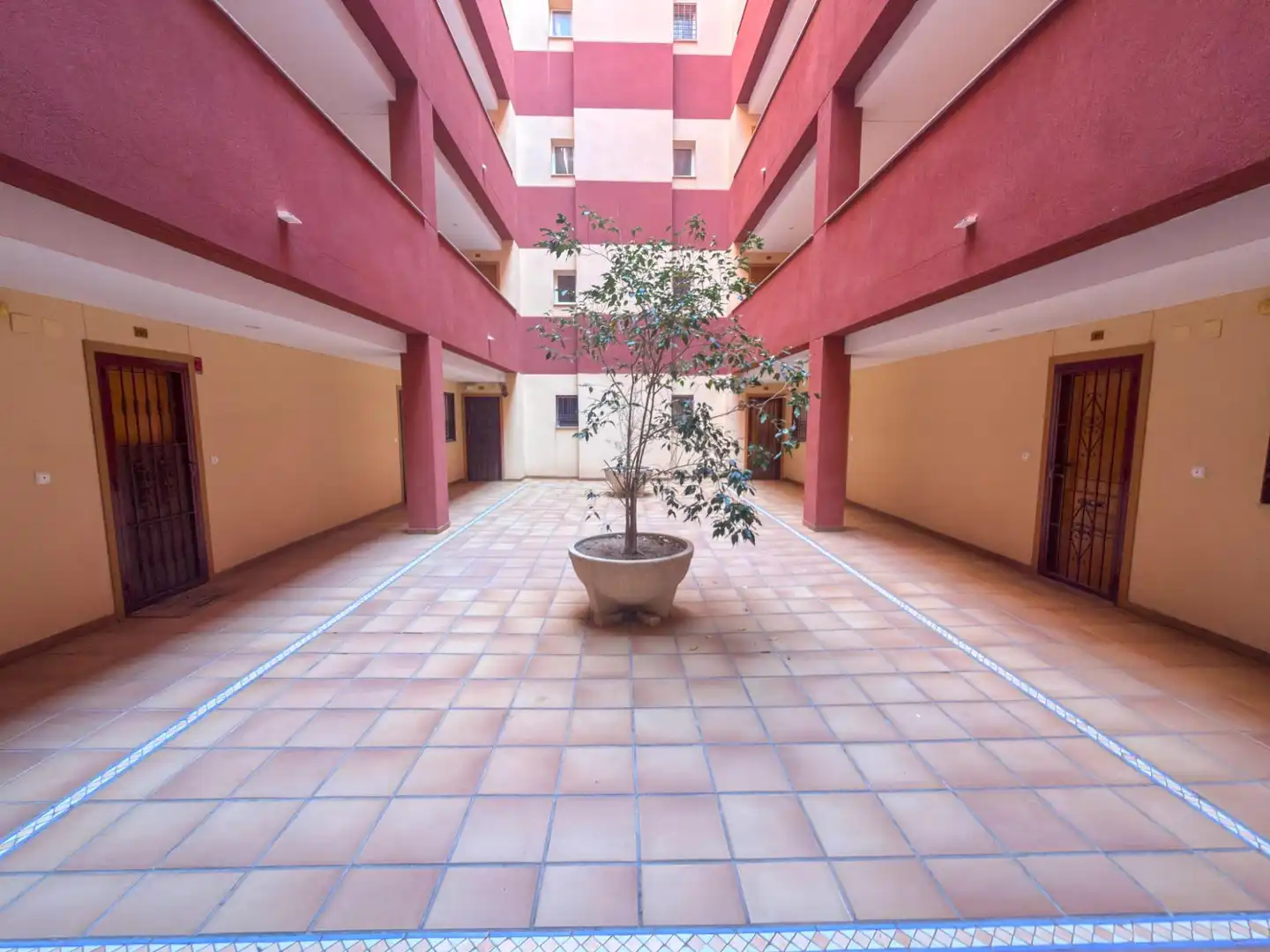 Apartament amb terrassa de lloguer a Calle HELENA 2, imagen 17